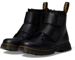 Dr. Martens Kid's Collection 1460 Easy On (Little Kid/Big Kid)